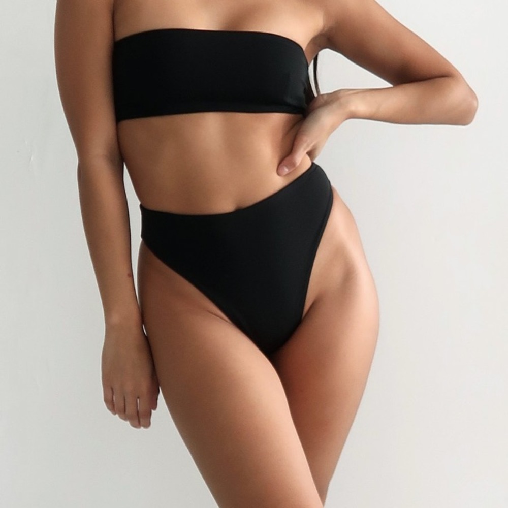 437 Aubrey II bottoms- Medium Black